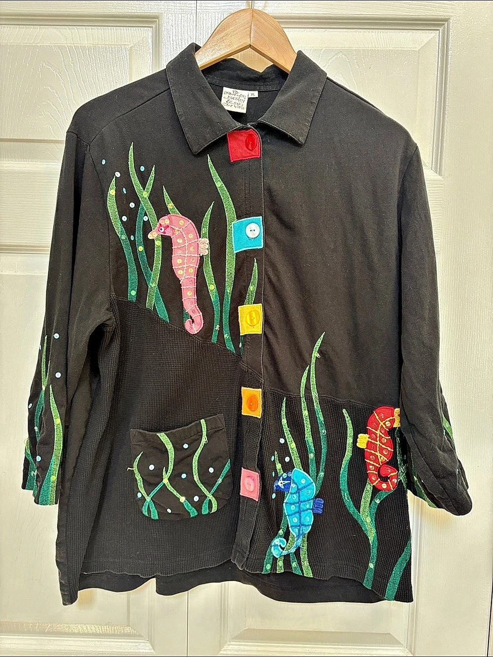 Parsley & Sage Aquatic Embroidered Shirt Black Colorful Fish Seahorse XL